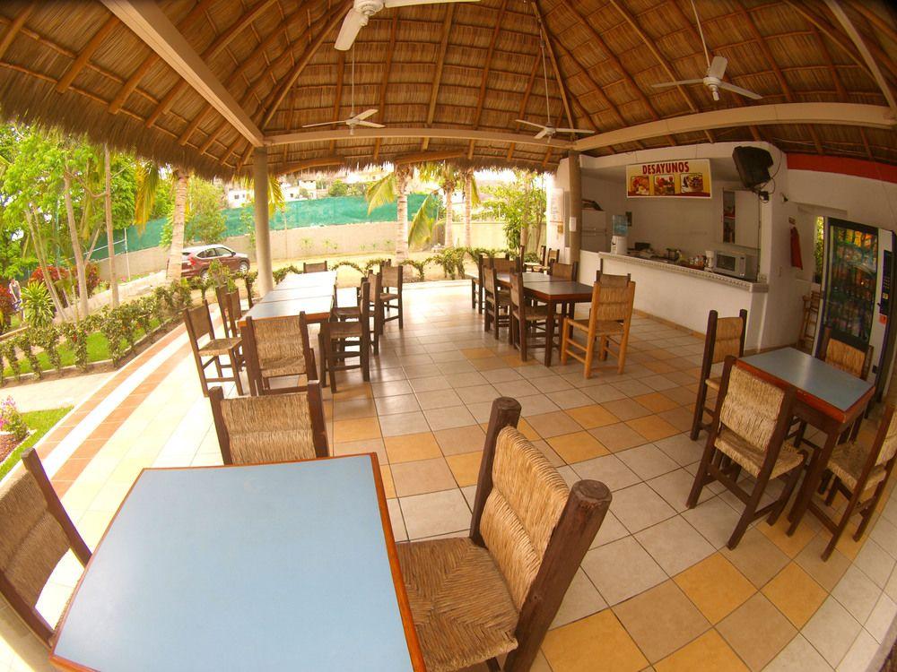 Hotel Parotas Manzanillo Exteriör bild