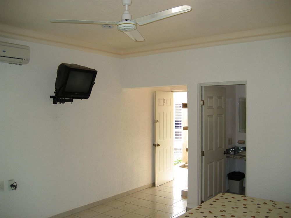 Hotel Parotas Manzanillo Exteriör bild